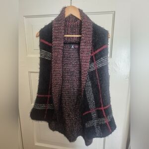 Model France Black Plaid Soft Open Front Sweater Vest~O/S fits like M/L 20ptp